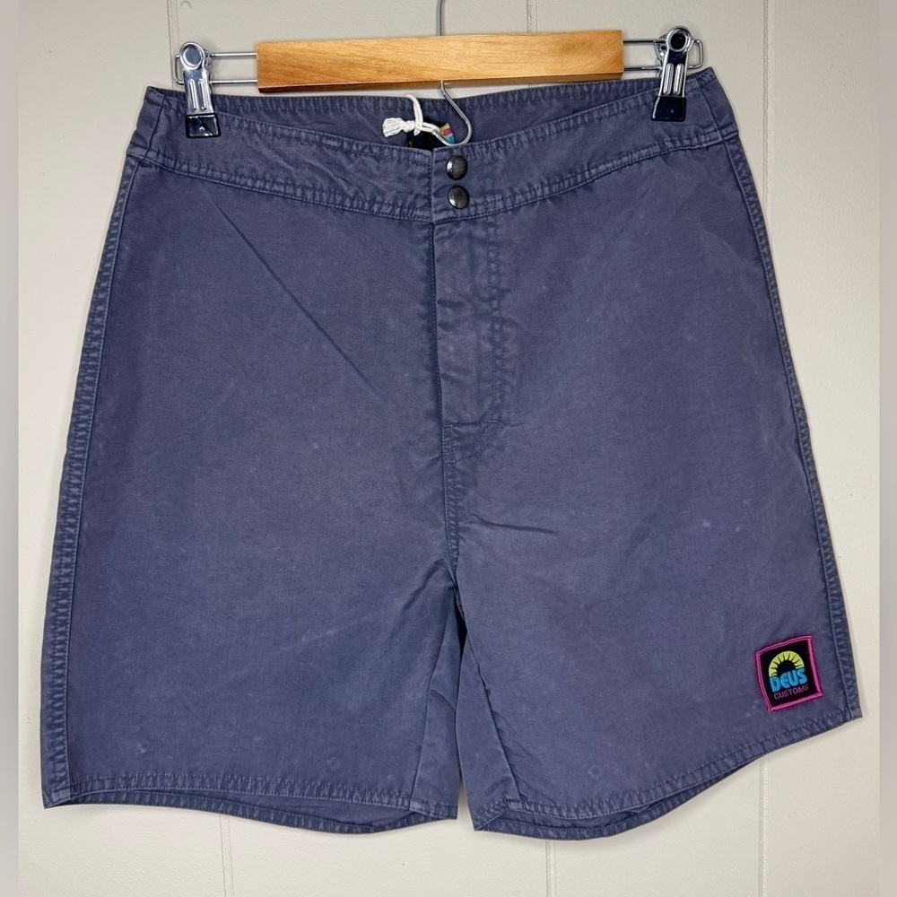 NWT Deus Ex Machina Customs Anthracite Pulse Board Shorts Mens Size 28